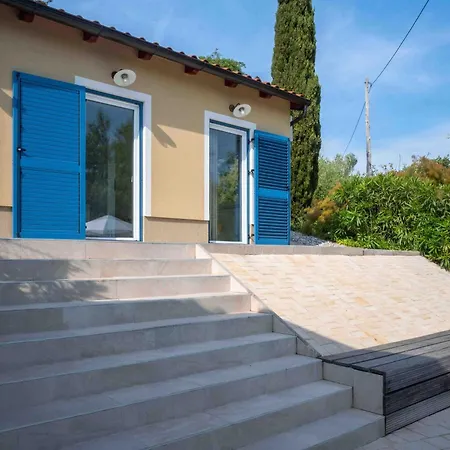 Porto Olive - Private 4 Bedroom Next To Piran & Portoroz *